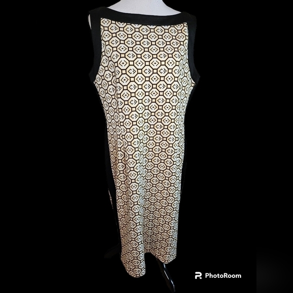 Beautiful Pierri geometric pattern dress size 14. - Picture 2 of 12